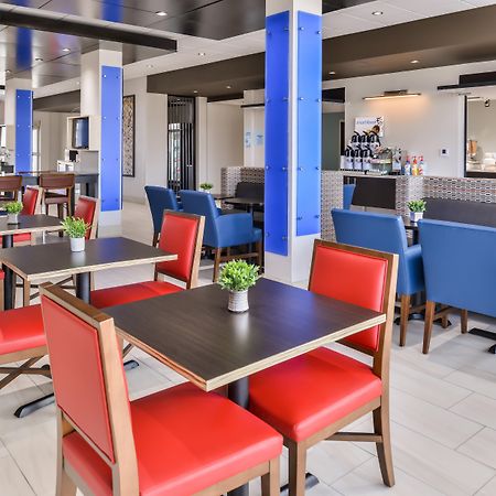 Holiday Inn Express & Suites - Kansas City - Lee'S Summit By Ihg Exteriér fotografie